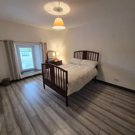 Cullen House * Cullen (Tipperary)