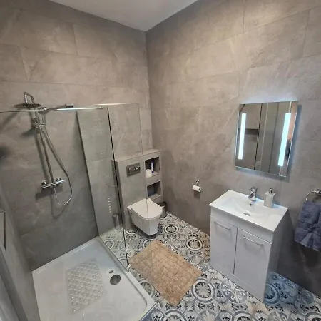 Holiday home Cullen House *